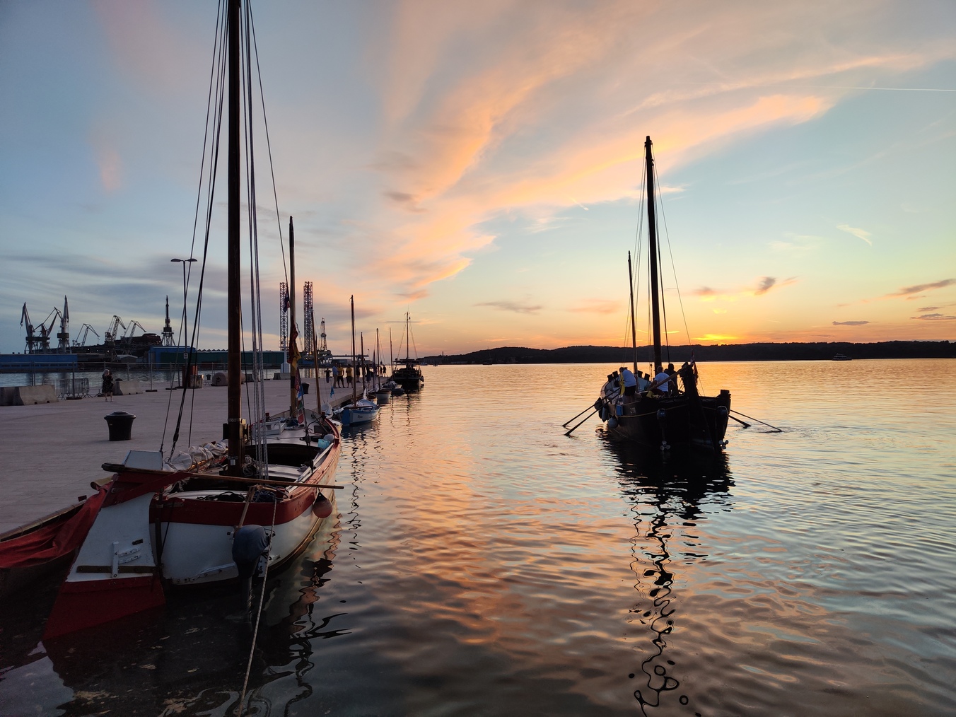 2. Tradicijska jedra pod Arenom - fotografija 14